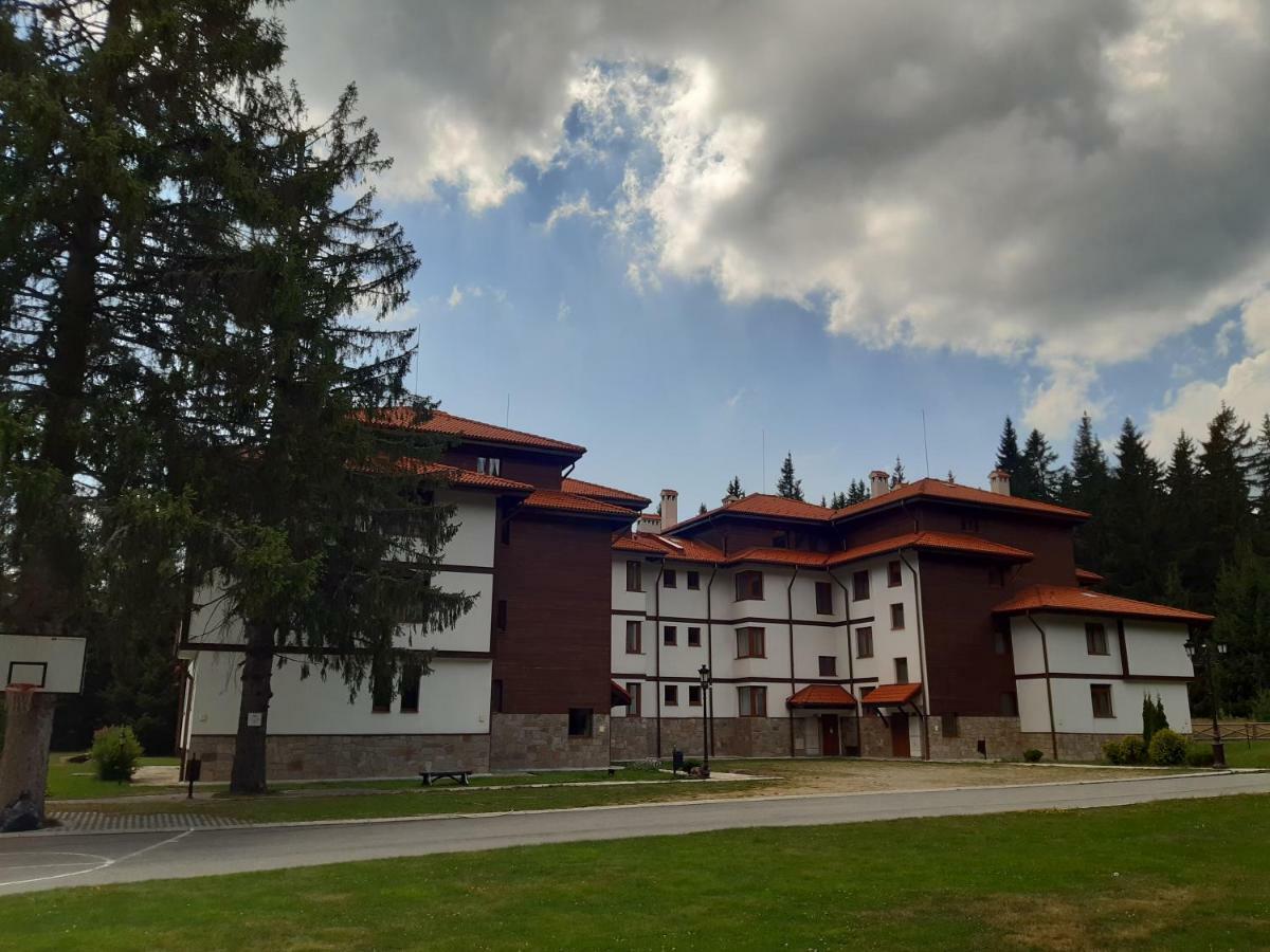 Relax Aпартаменти, Смолянски Езера, Вила Венера, К-С Маунтин Лейк Dış mekan fotoğraf